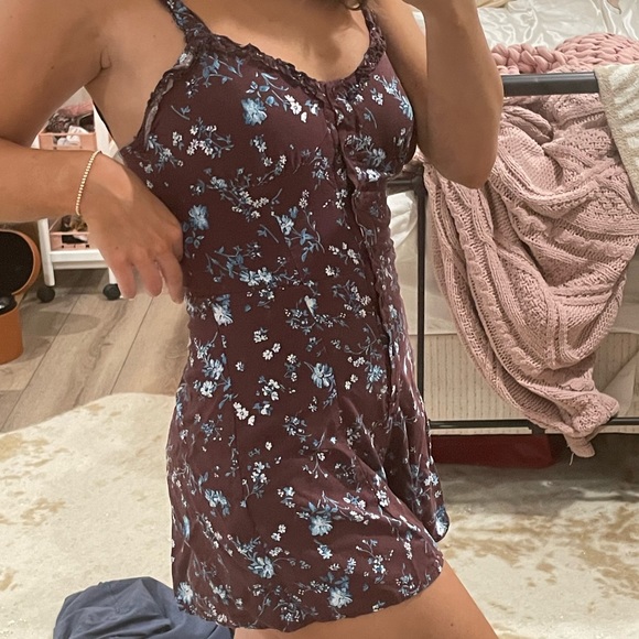 Urban outfitters brown blue floral romper - Picture 6 of 6